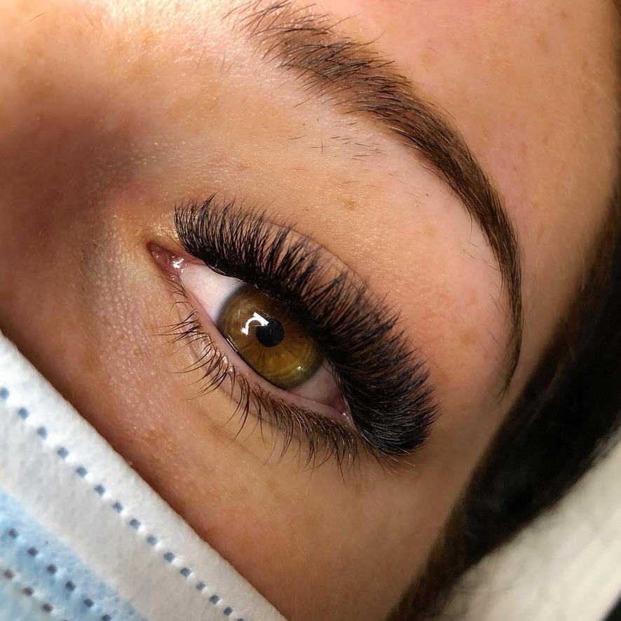C7475E6 F454 4125 9F64 9974BFF407F9 1 105 c — eyelash extensions service