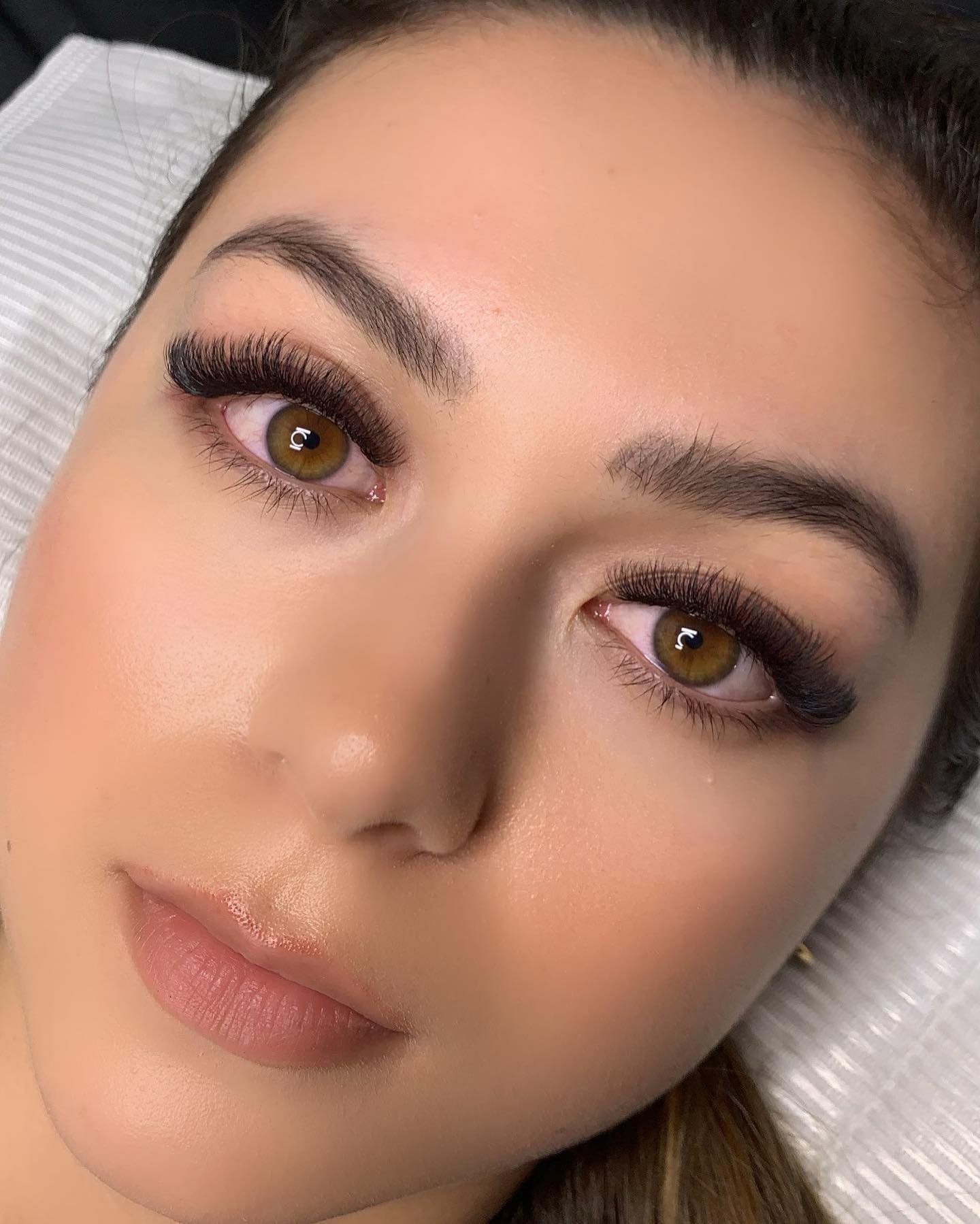 DCE35DE5 E4EA 42A8 8AB6 22EFB2DEC59D — eyelash extensions service